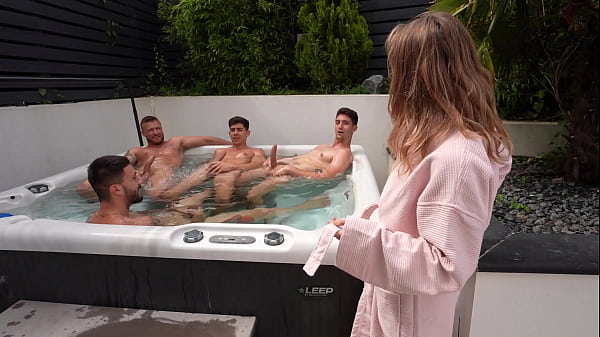 Triple penetration, squirting, and bukkake in a gangbang for Ivy Maddox 12 min