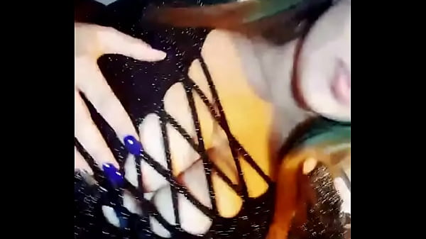 Showing off her tits 10 sec